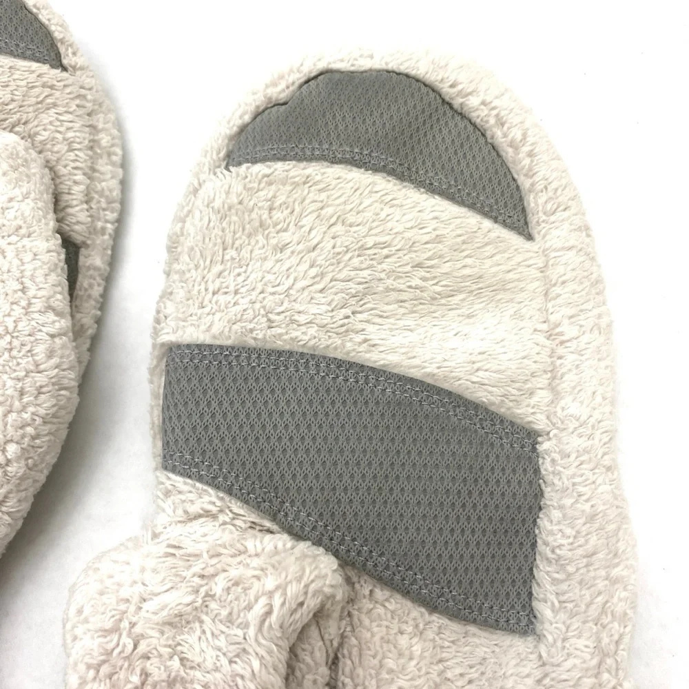The North Face Women's Off White Osito Mittens (Mittens Only)
